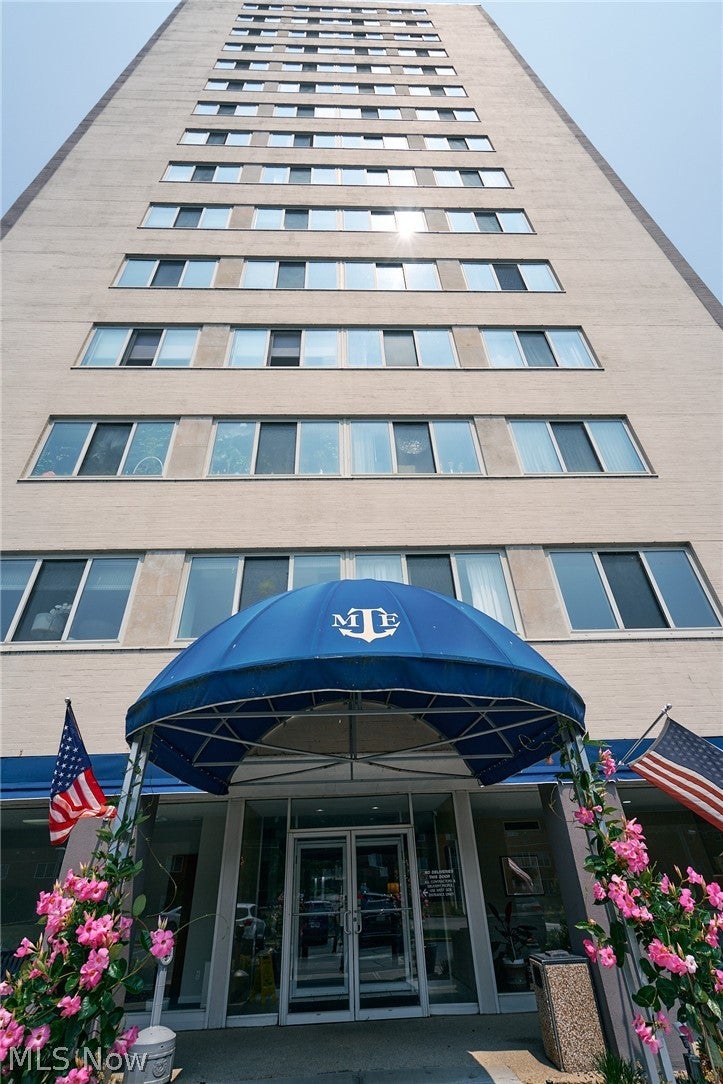 12520 Edgewater Drive 210 — photo