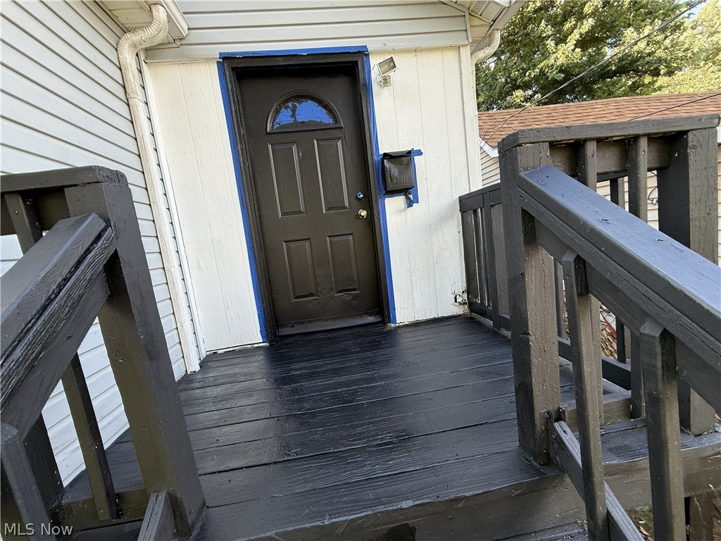371 Beth Street — photo