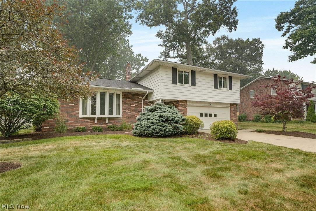 4880 Maple Hill Drive — photo