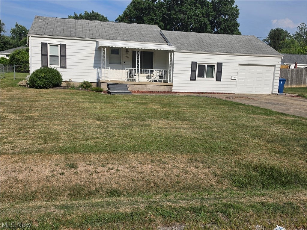1301 Hulett Avenue — photo