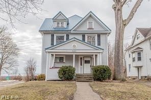 826 Michigan — photo
