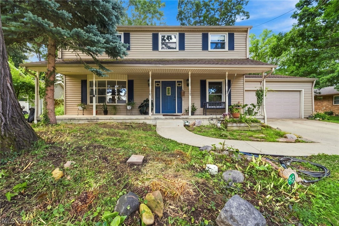 1399 Birchview Drive — photo