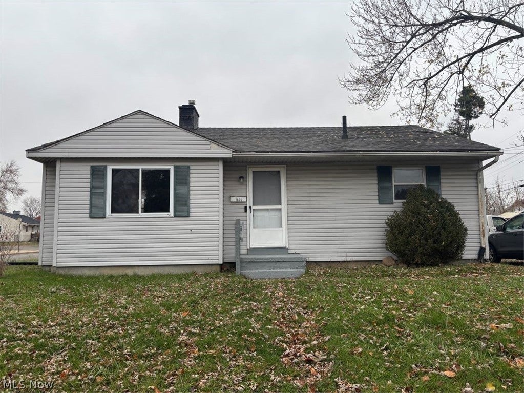 1820 Midway Avenue NE — photo