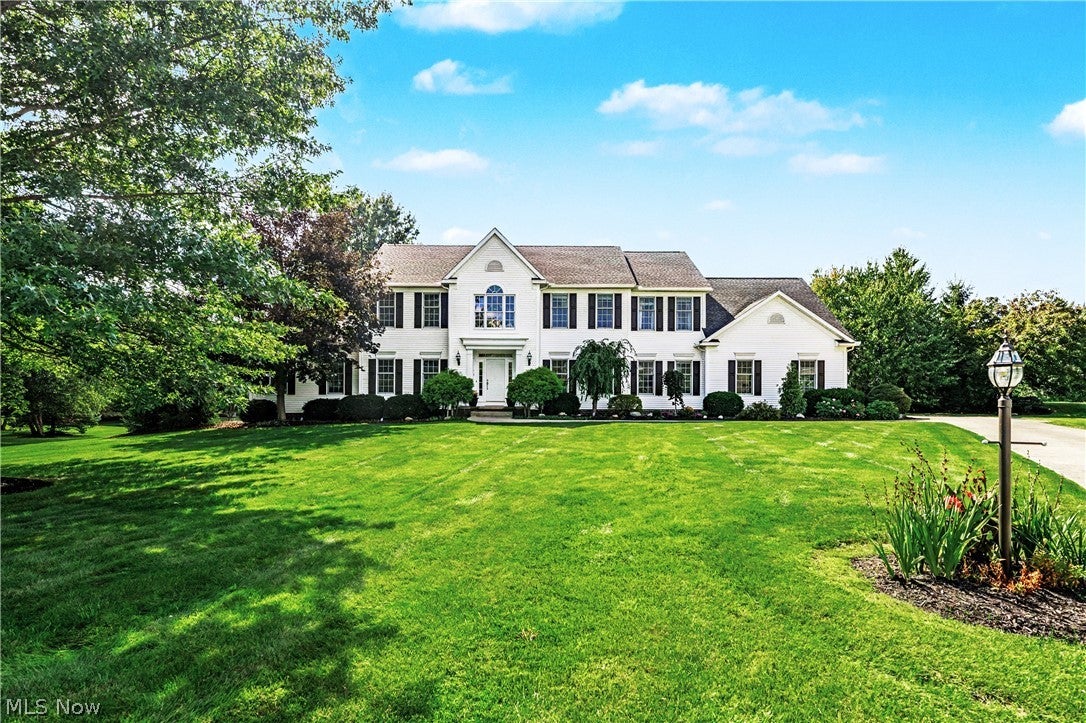 7624 Hempfield Lane — photo