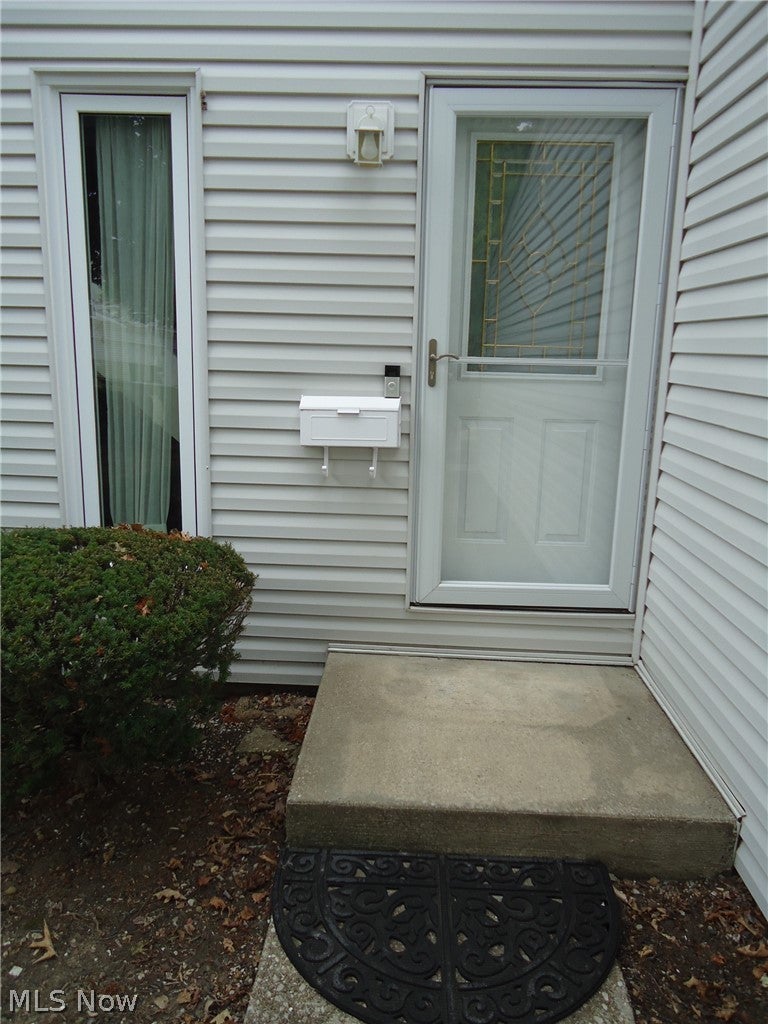 306 Deepwood Drive — photo