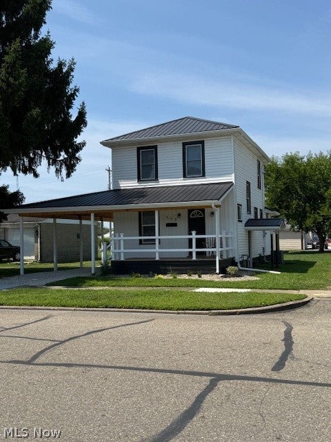 562 Heller Drive — photo