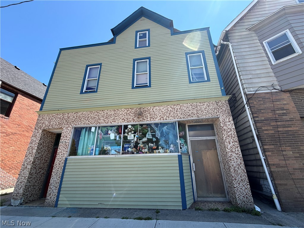 6616 Saint Clair Avenue — photo