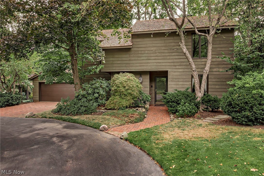 12616 Cedar Road — photo