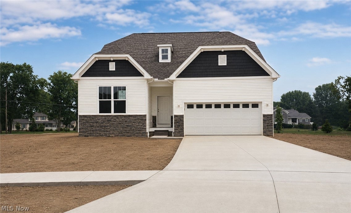 4571 Robinwood Court — photo
