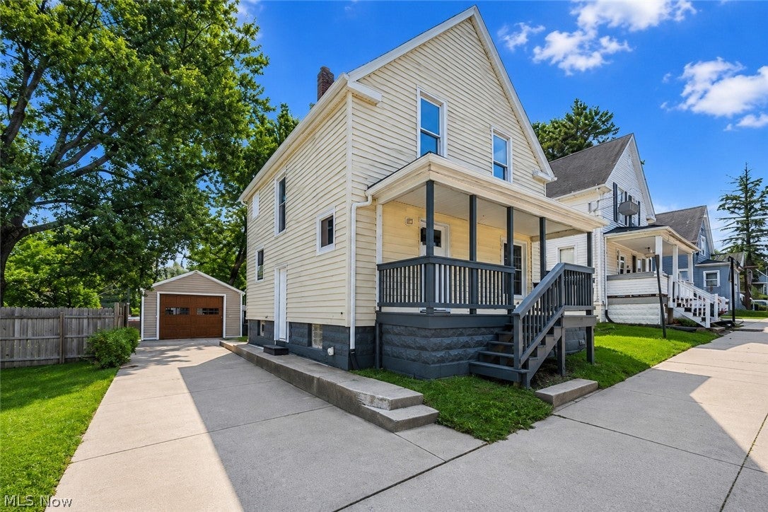 181 Spellman Court — photo