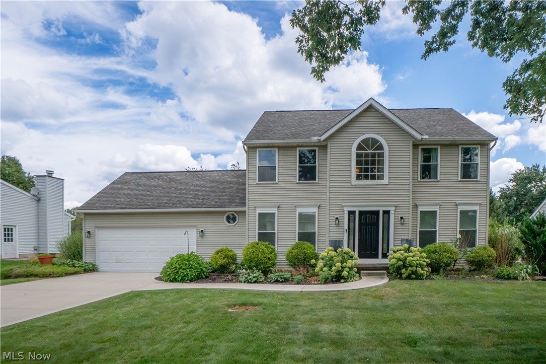 6526 Sugargrove Circle NE — photo