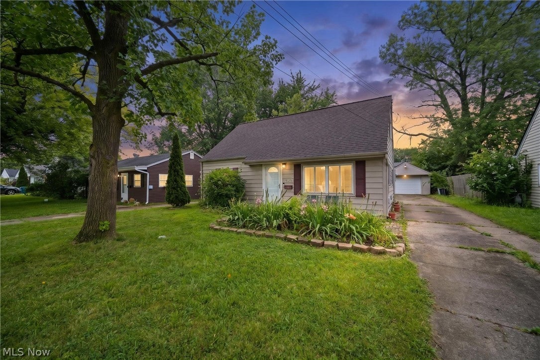 633 Vermont Drive — photo