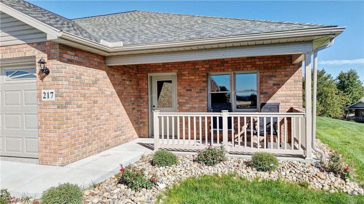 217 Pinehurst Drive, Dover, OH 44622 — photo 3