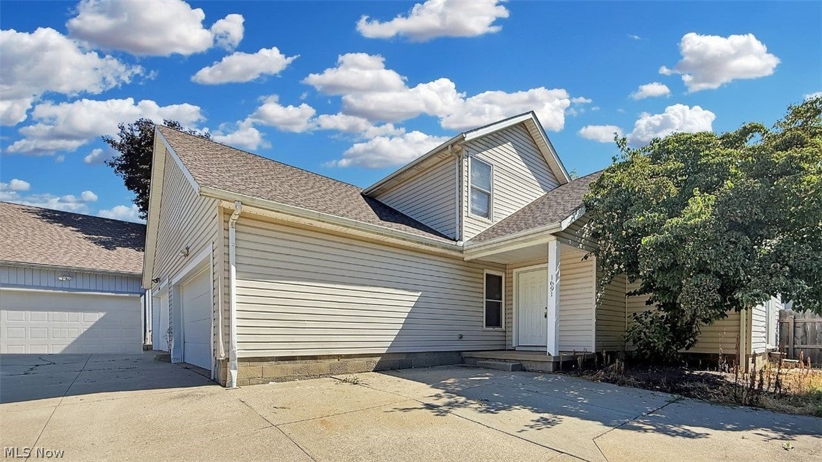 1691 Olympus Drive — photo