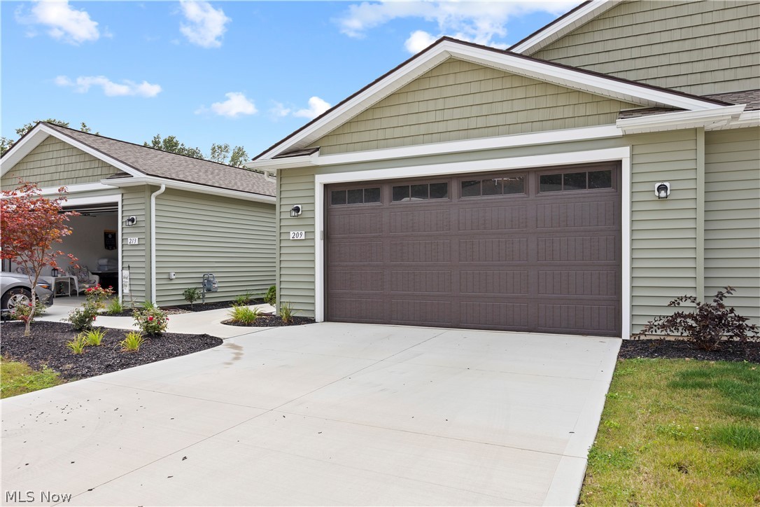 209 Alexander Drive, Elyria, OH 44035 — photo 2
