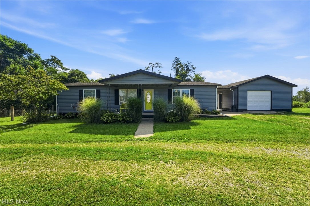 3706 State Route 13 SE — photo