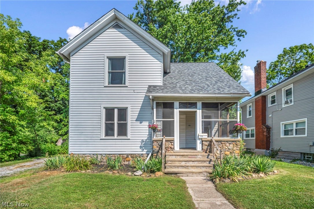 175 E Walnut Avenue — photo