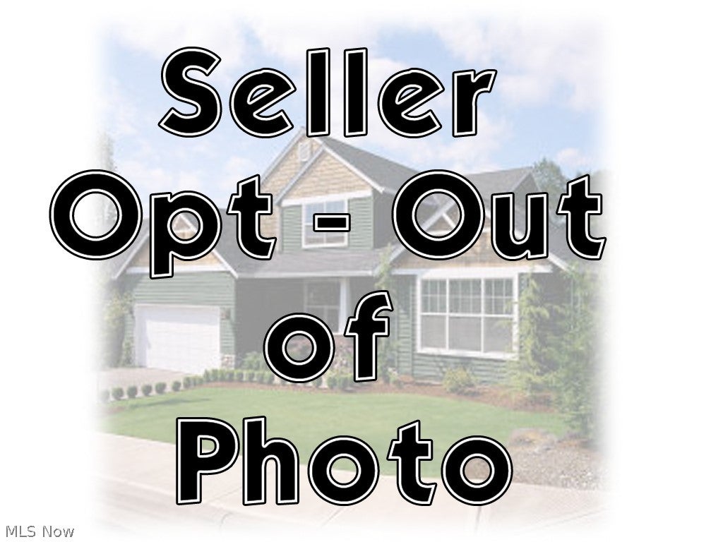 2121 Valley View Drive — photo