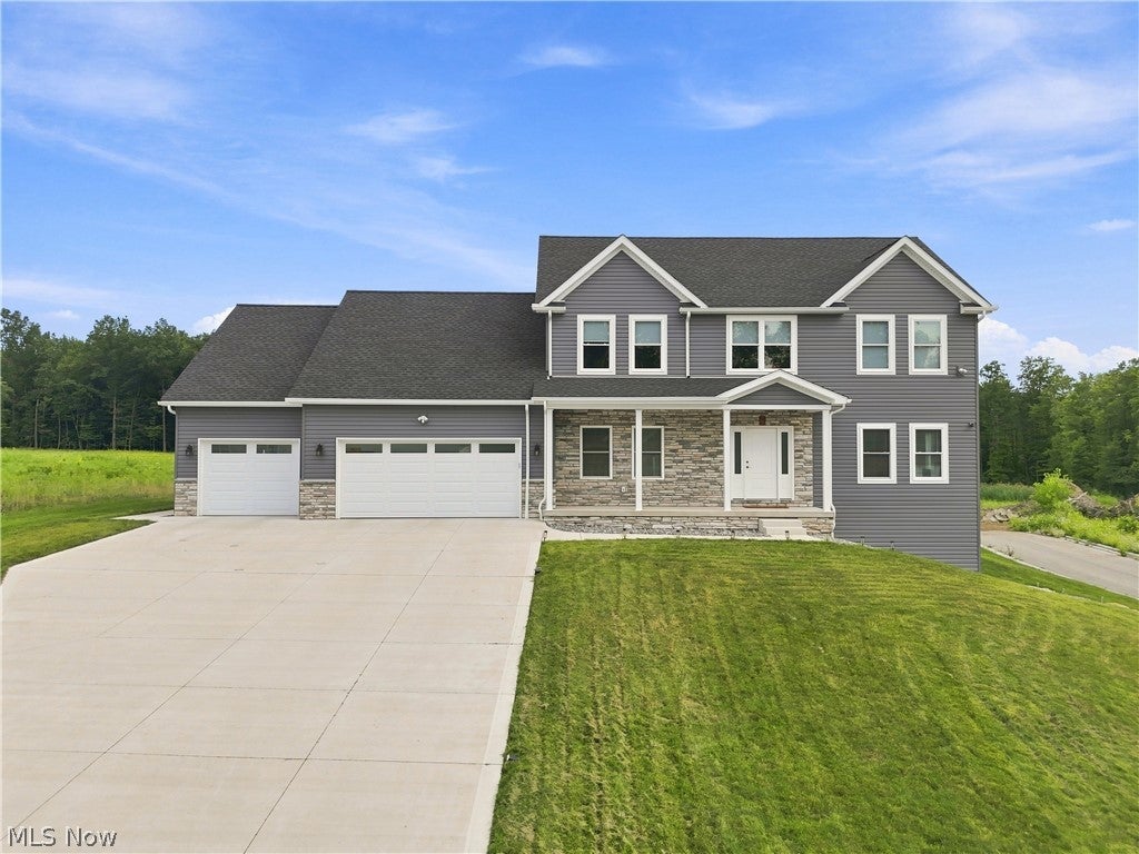 6385 Meander Glen Drive — photo
