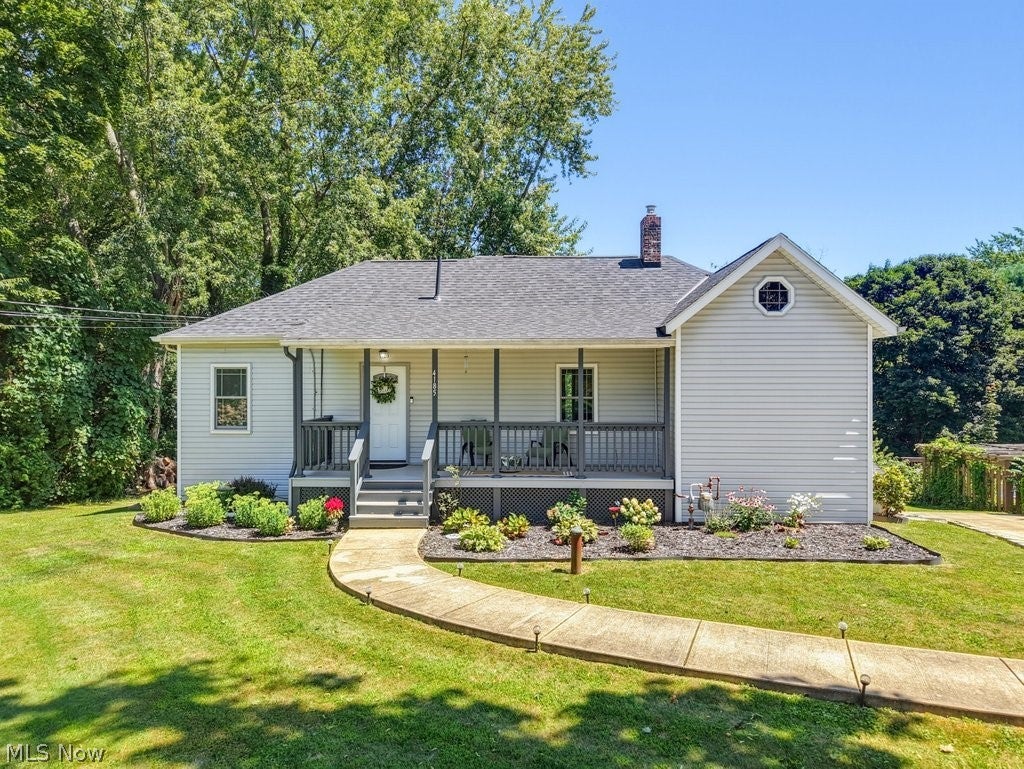 4185 Lake Vista Road — photo