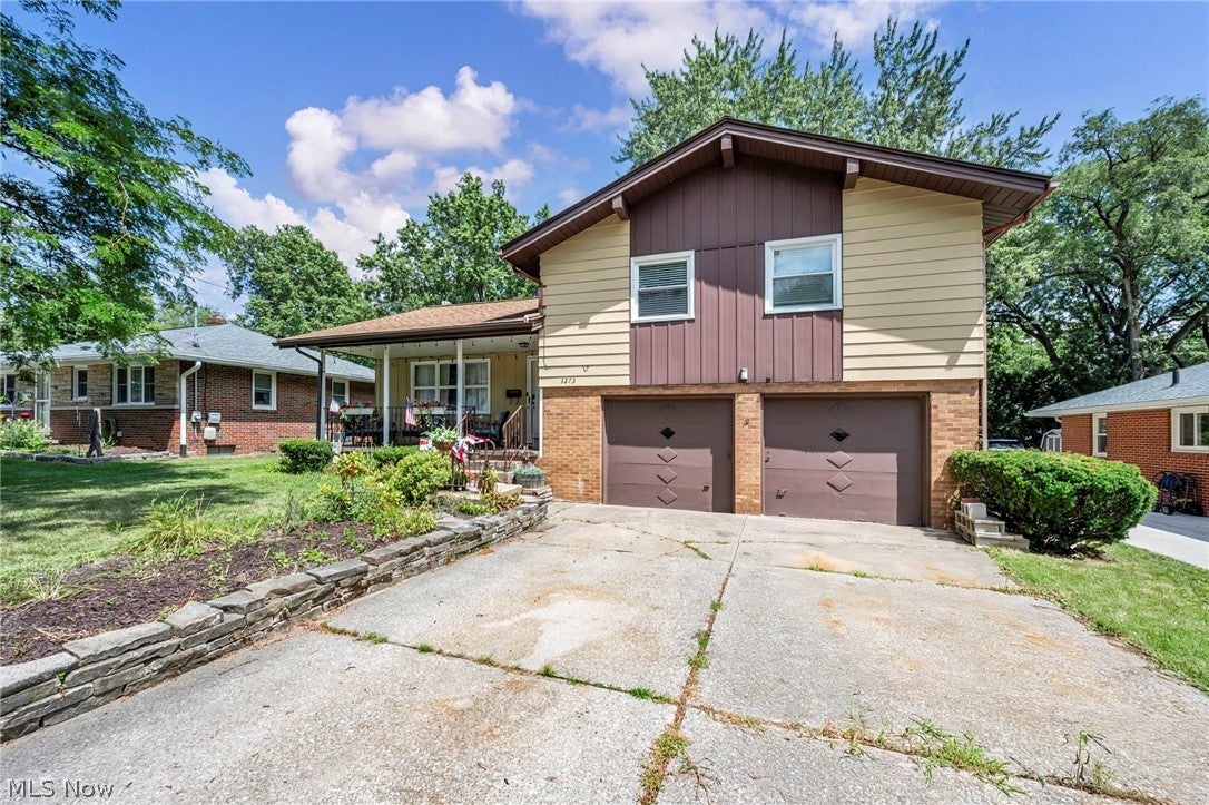 3273 Englewood Drive — photo