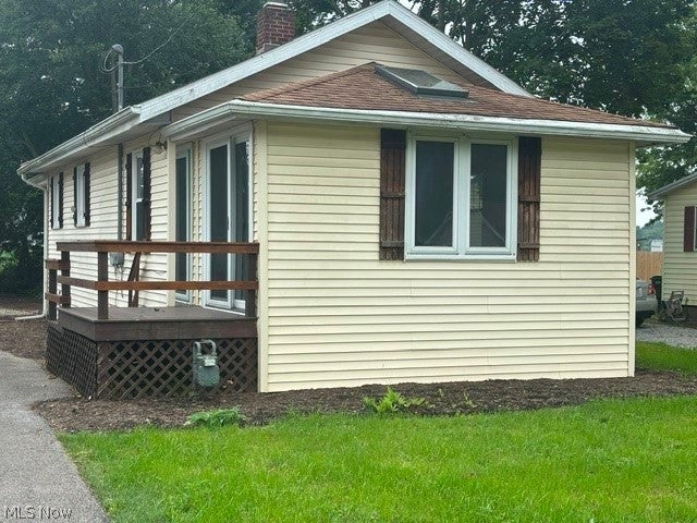 18061 Derr Avenue — photo