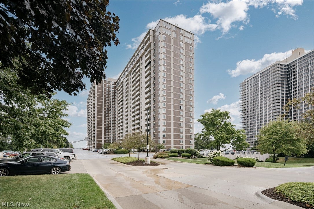 12900 Lake Avenue 1924 — photo