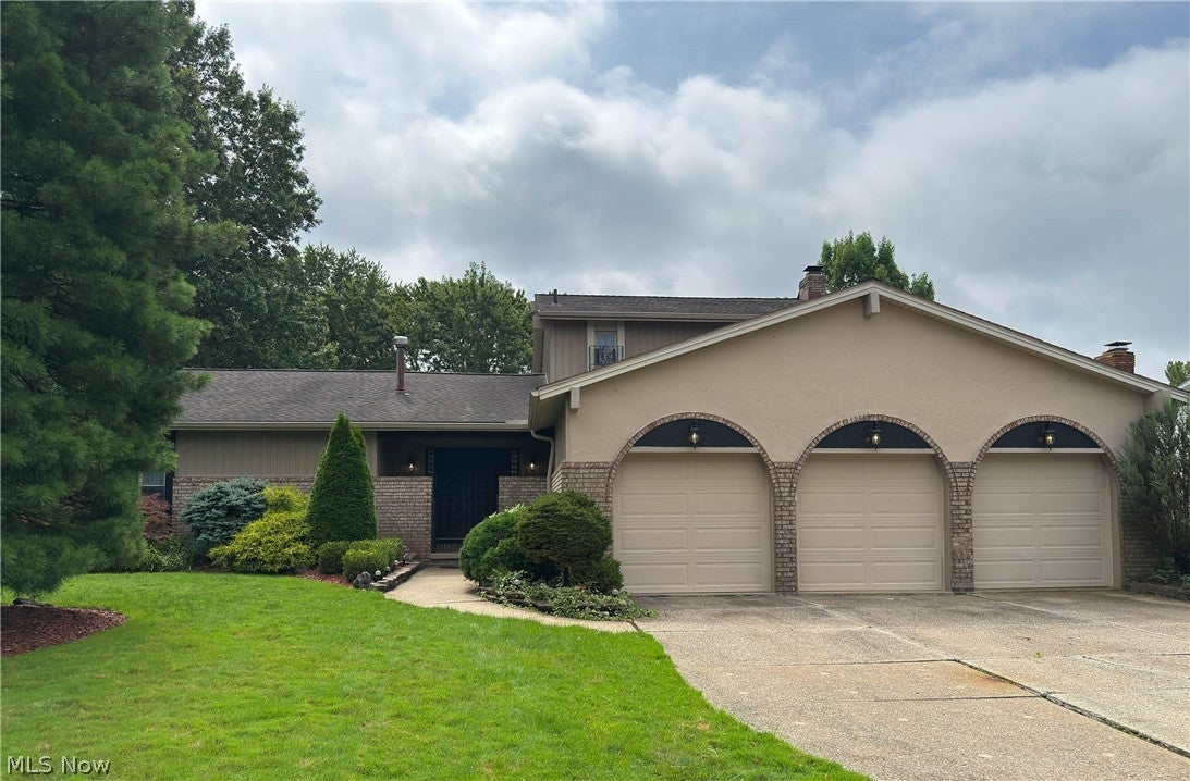 3466 Clover Drive — photo