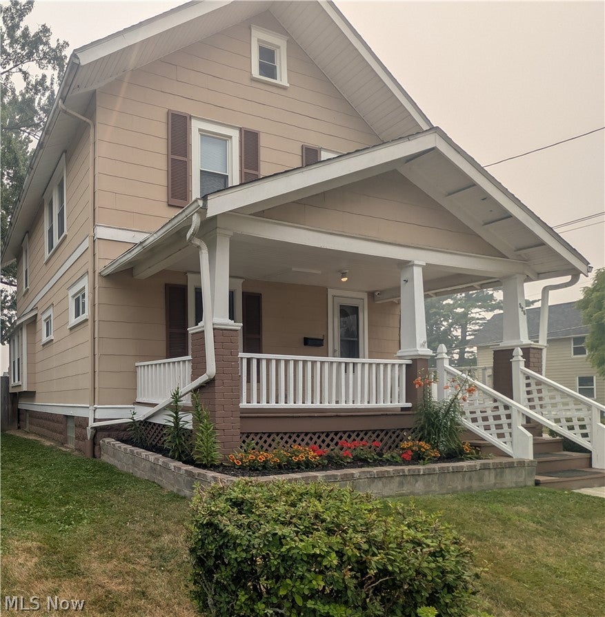 526 Grant Avenue — photo