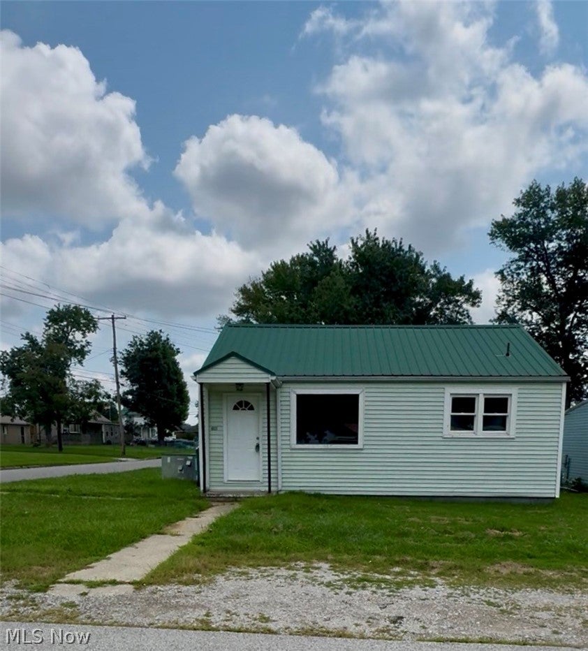 601 Nicely Avenue — photo