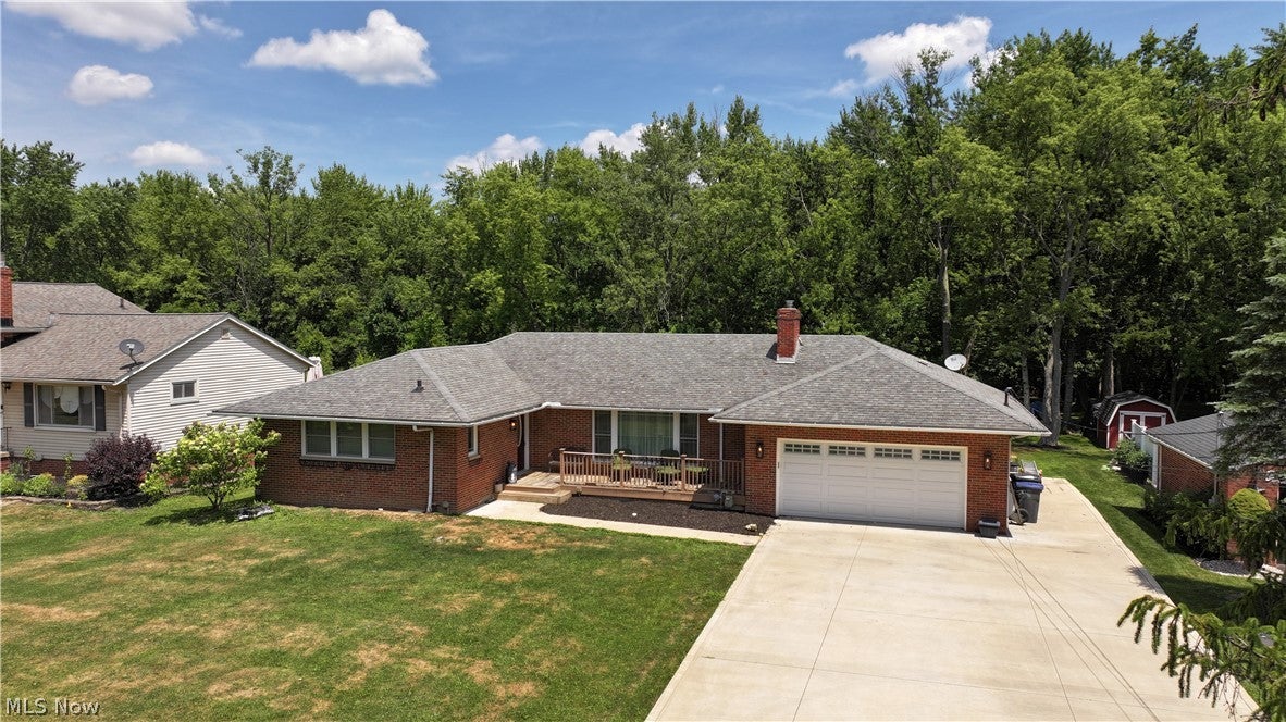 38385 Aurora Road — photo