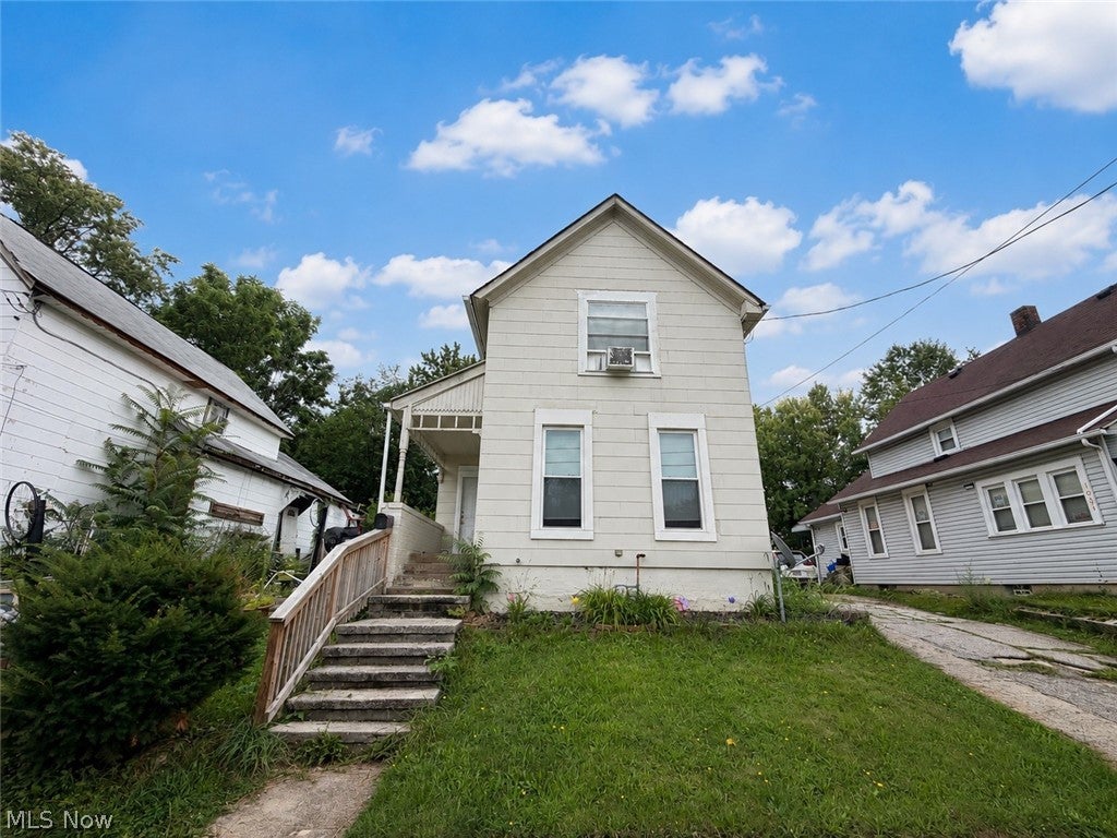 1027 Yale Street — photo