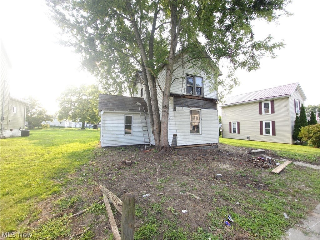 301 S 2nd Street — photo