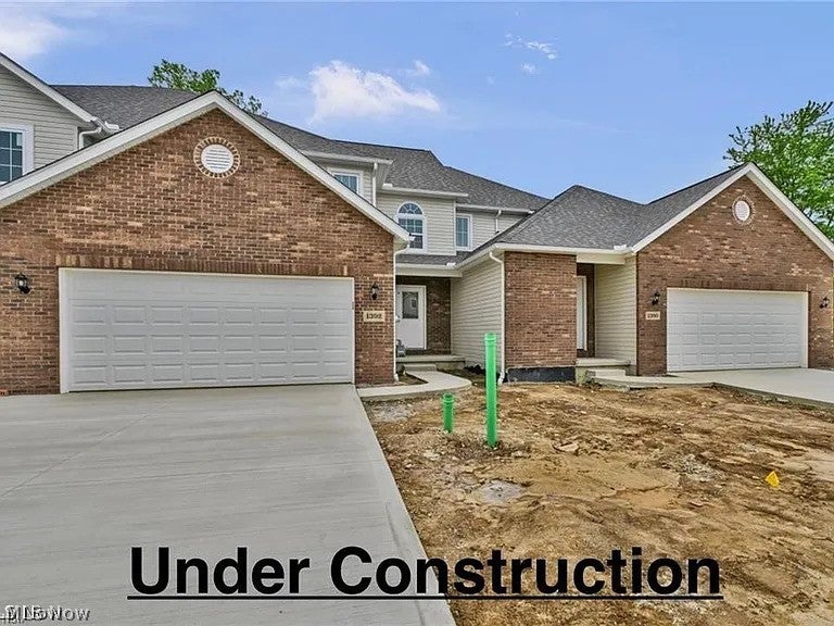 1402 Mussel Shoals Drive — photo