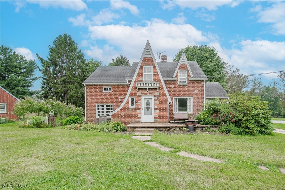 1410 Schneider Street NE — photo