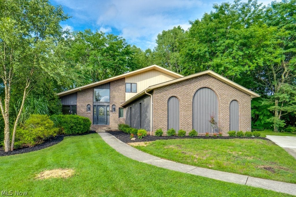4100 Bunker Court — photo