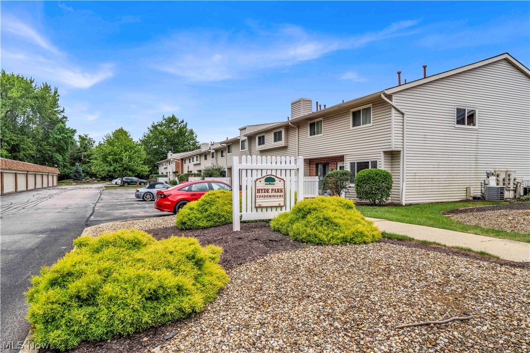 4300 Hyde Park Court 7 — photo