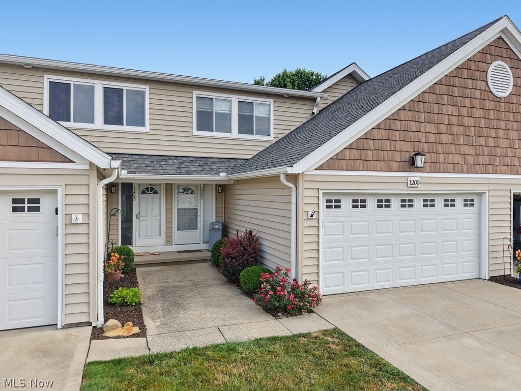 1203 Canyon View Road — photo