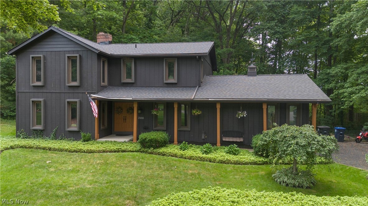 2166 Dow Drive — photo