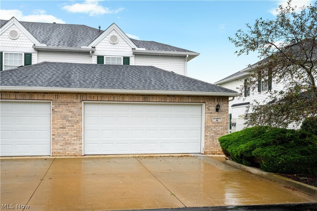 132 Sand Court 6 — photo