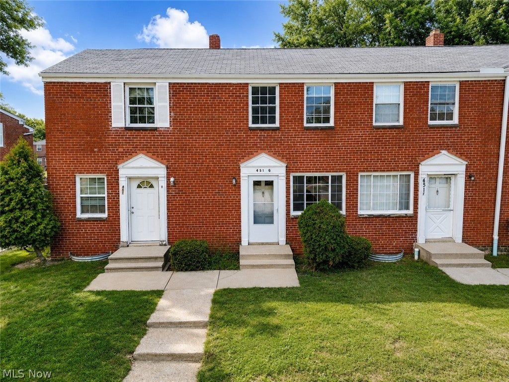 451 Clearview Drive — photo