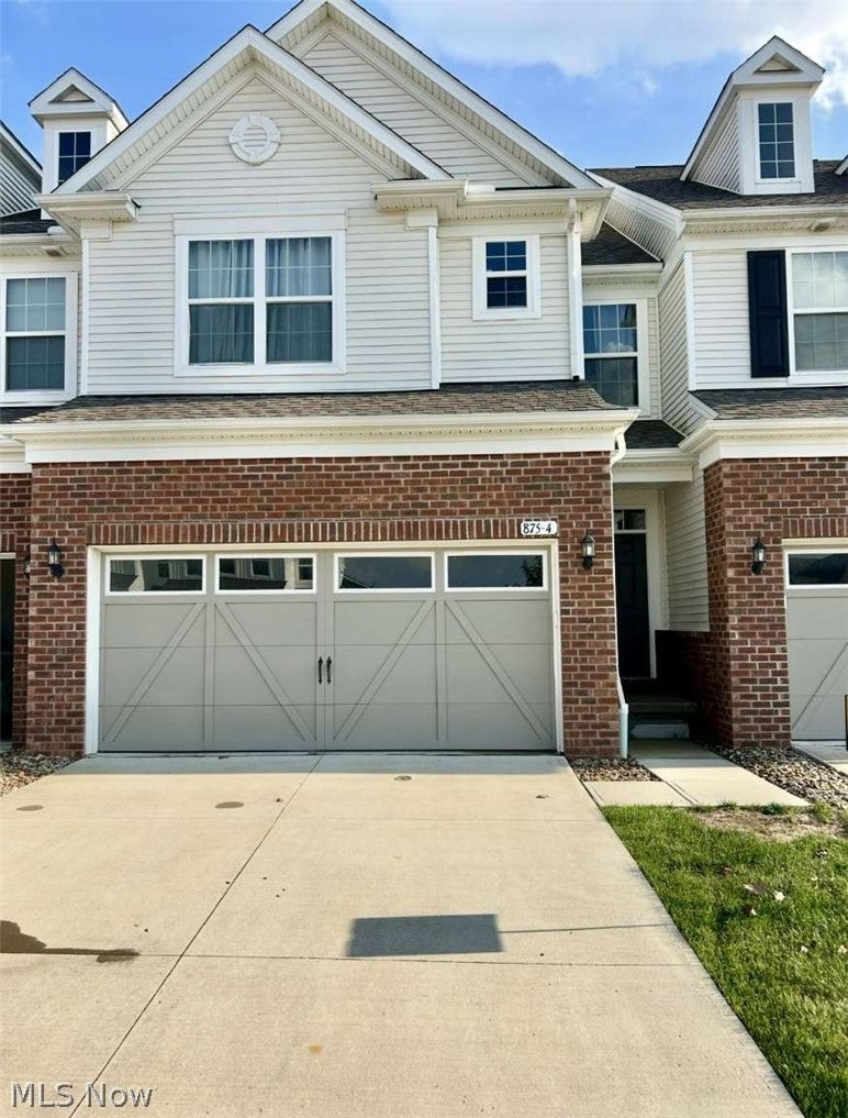 875 Dipper Lane 4 — photo