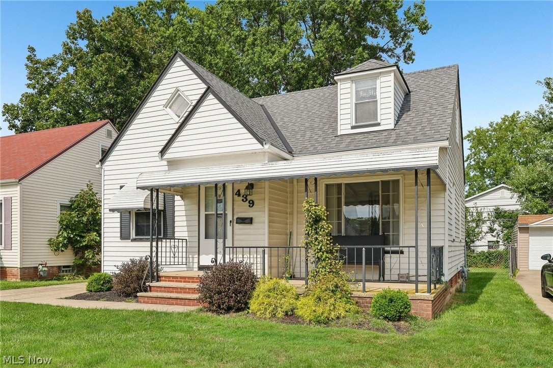 439 E 330th Street, Willowick, OH 44095 — photo 2