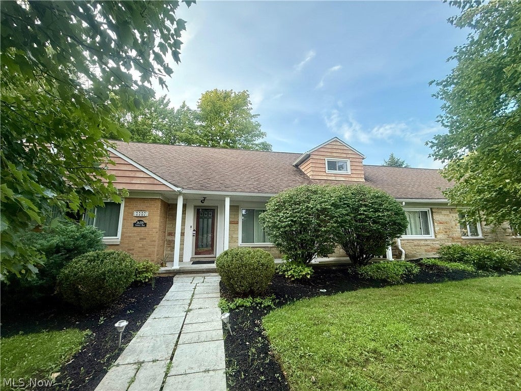 26201 Annesley Road — photo