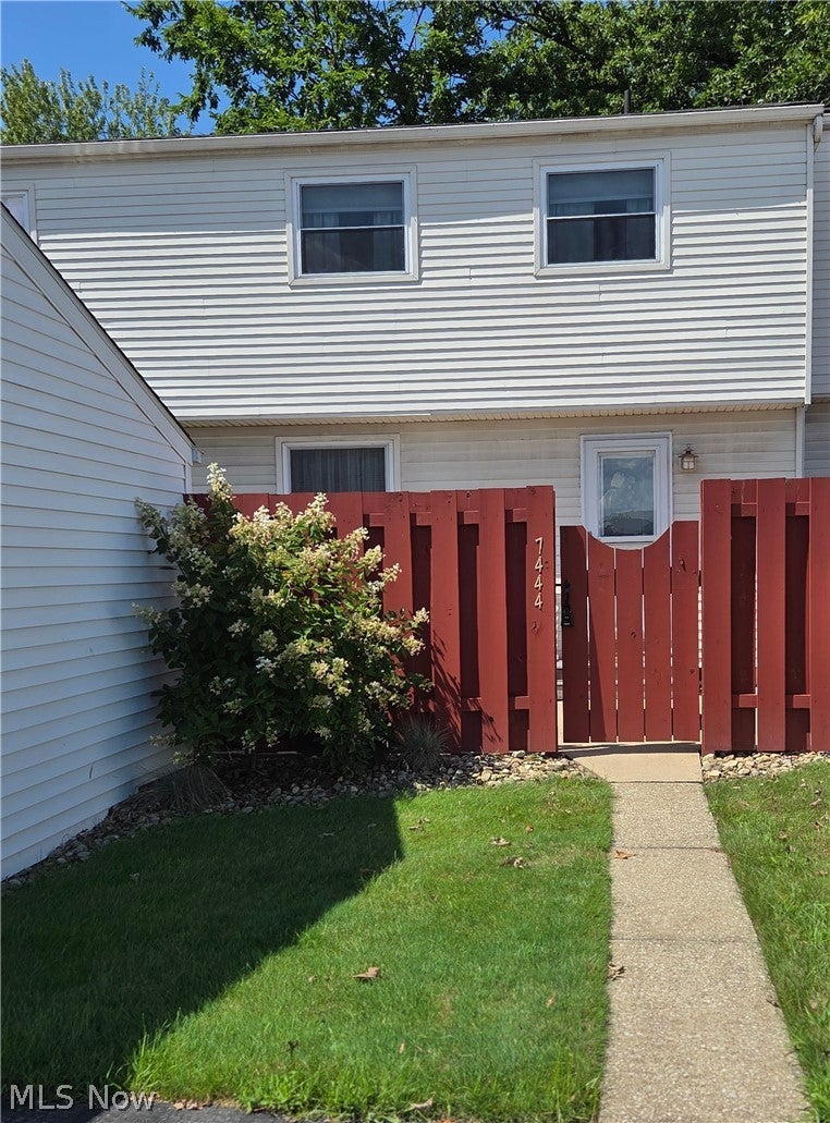7444 Noble Court — photo