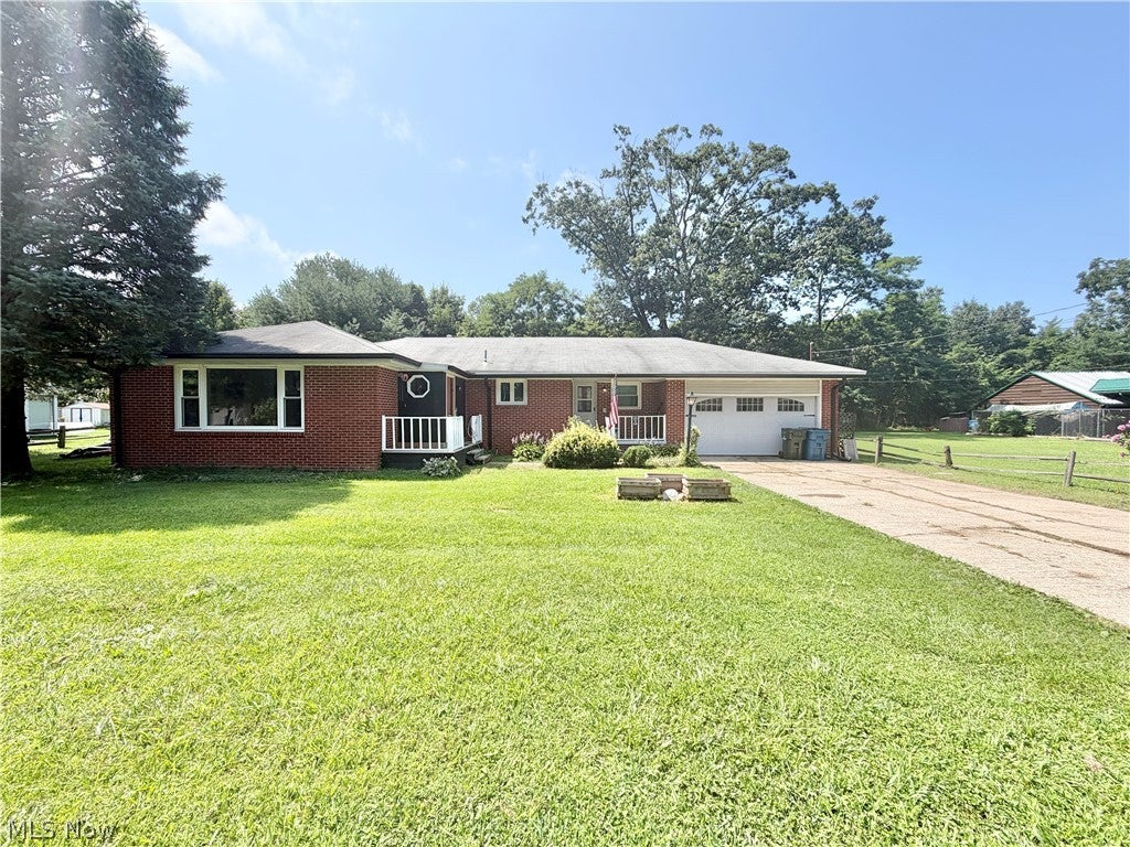 728 Hazelwood Drive — photo