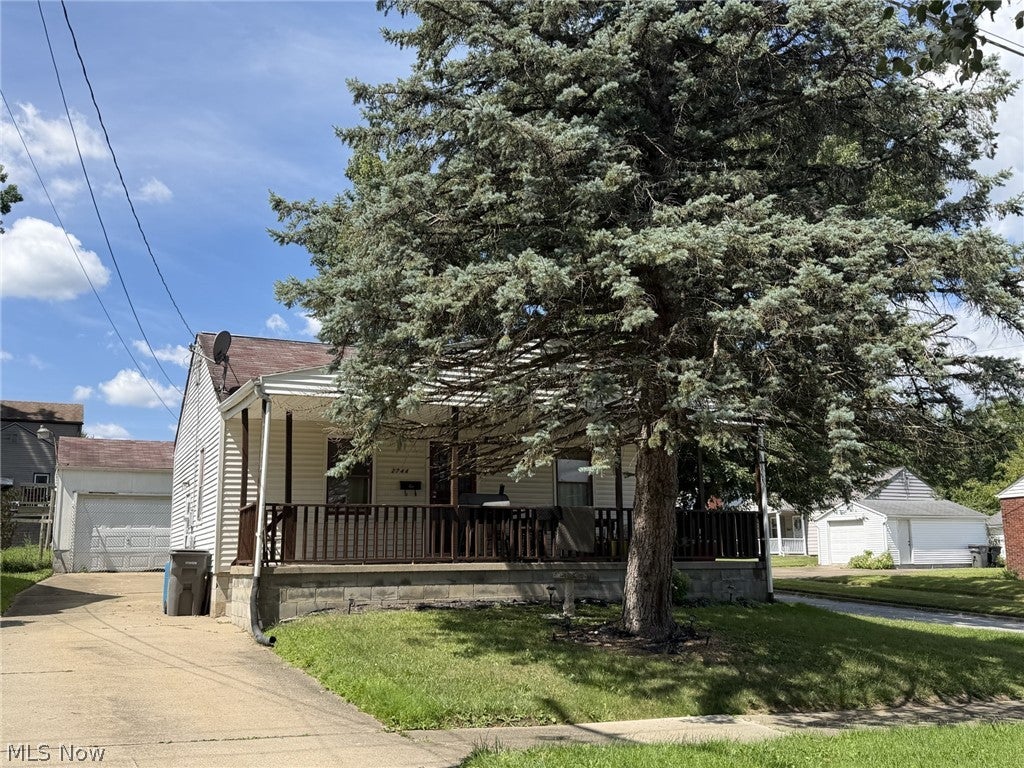 2744 Zedaker Street — photo