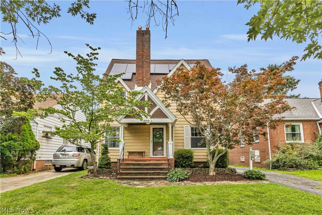 8102 Fernhill Avenue — photo