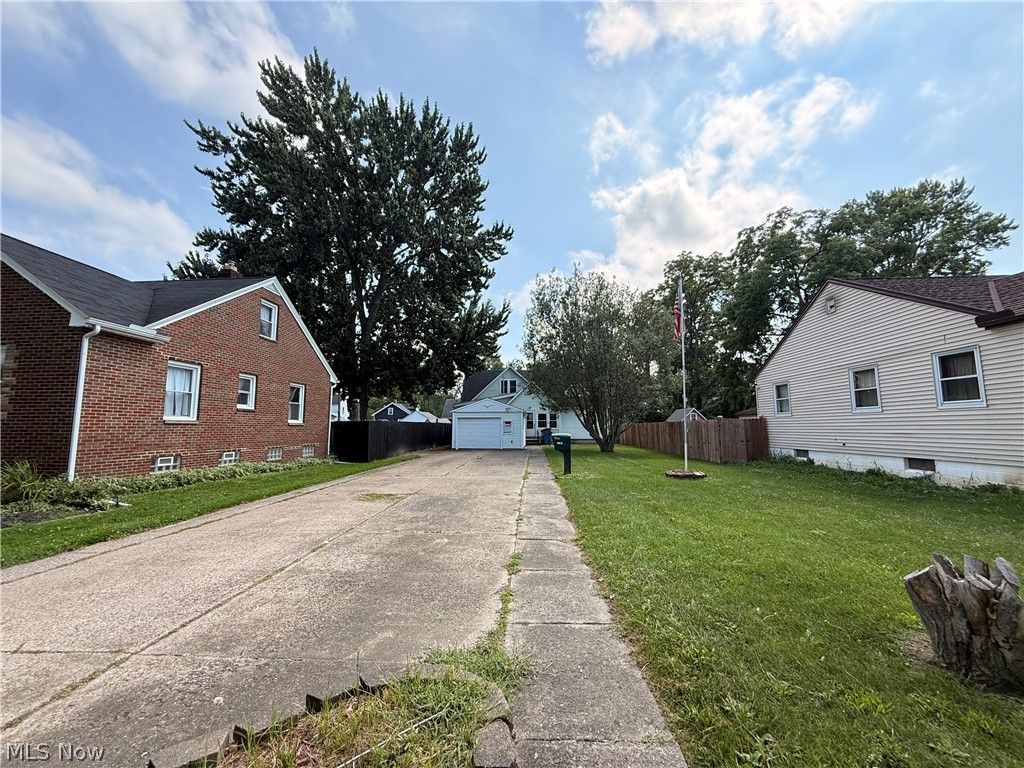 1868 E 34th Street, Lorain, OH 44055 — photo 3