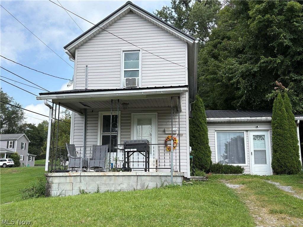298 E Grant Street — photo